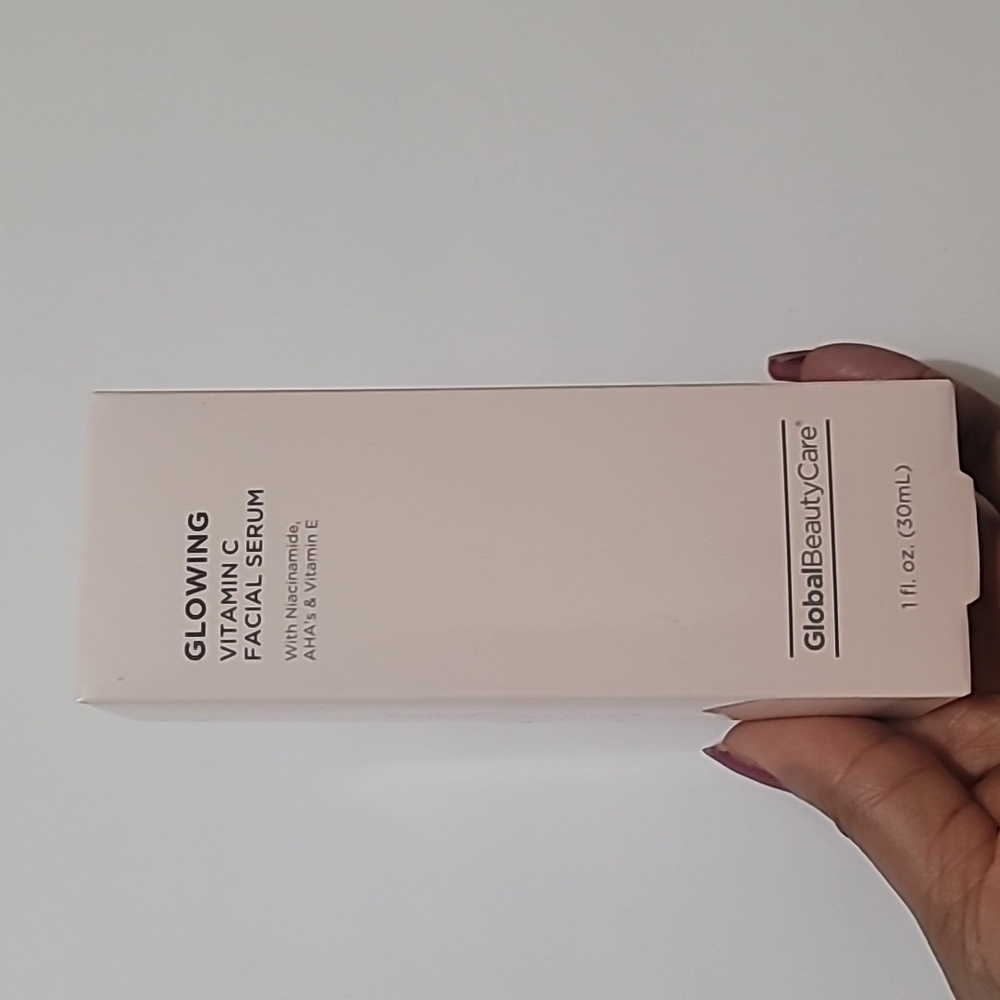 Glowing Vitamin C Facial Serum - Cream